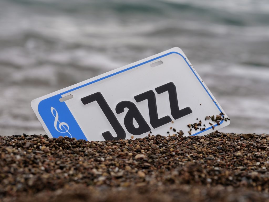 Jakie są nowe kierunku w muzyce jazzowej XXI wieku, fot. Engin Akyurt, Pixabay